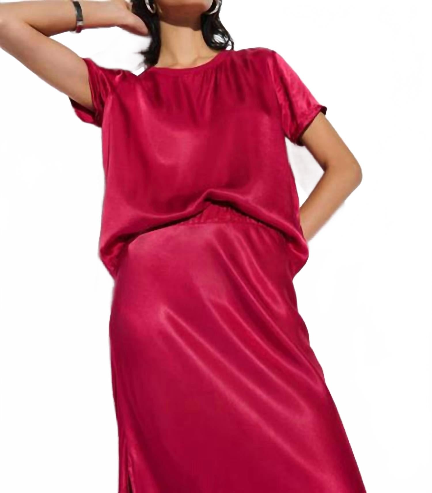 Мари Бокси кроп-топ в цвете малинового джема Nation LTD 
Мари Бокси кроп-топ в цвете малинового джема Nation LTD