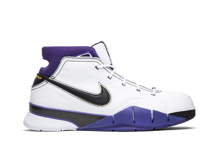 Кроссовки Nike Zoom Kobe 1 Protro '81 Points', белый
Кроссовки Nike Zoom Kobe 1 Protro '81 Points', белый