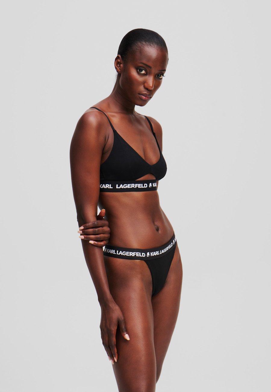 Брифы KARL LAGERFELD LOGO BRAZILIAN 3 PACK, Black
Брифы KARL LAGERFELD LOGO BRAZILIAN 3 PACK, Black