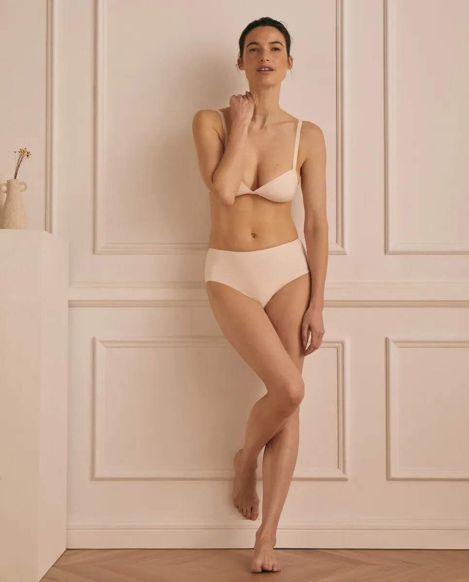 Гладкие бесшовные трусики Antigel, розовый 
Гладкие бесшовные трусики Antigel, розовый