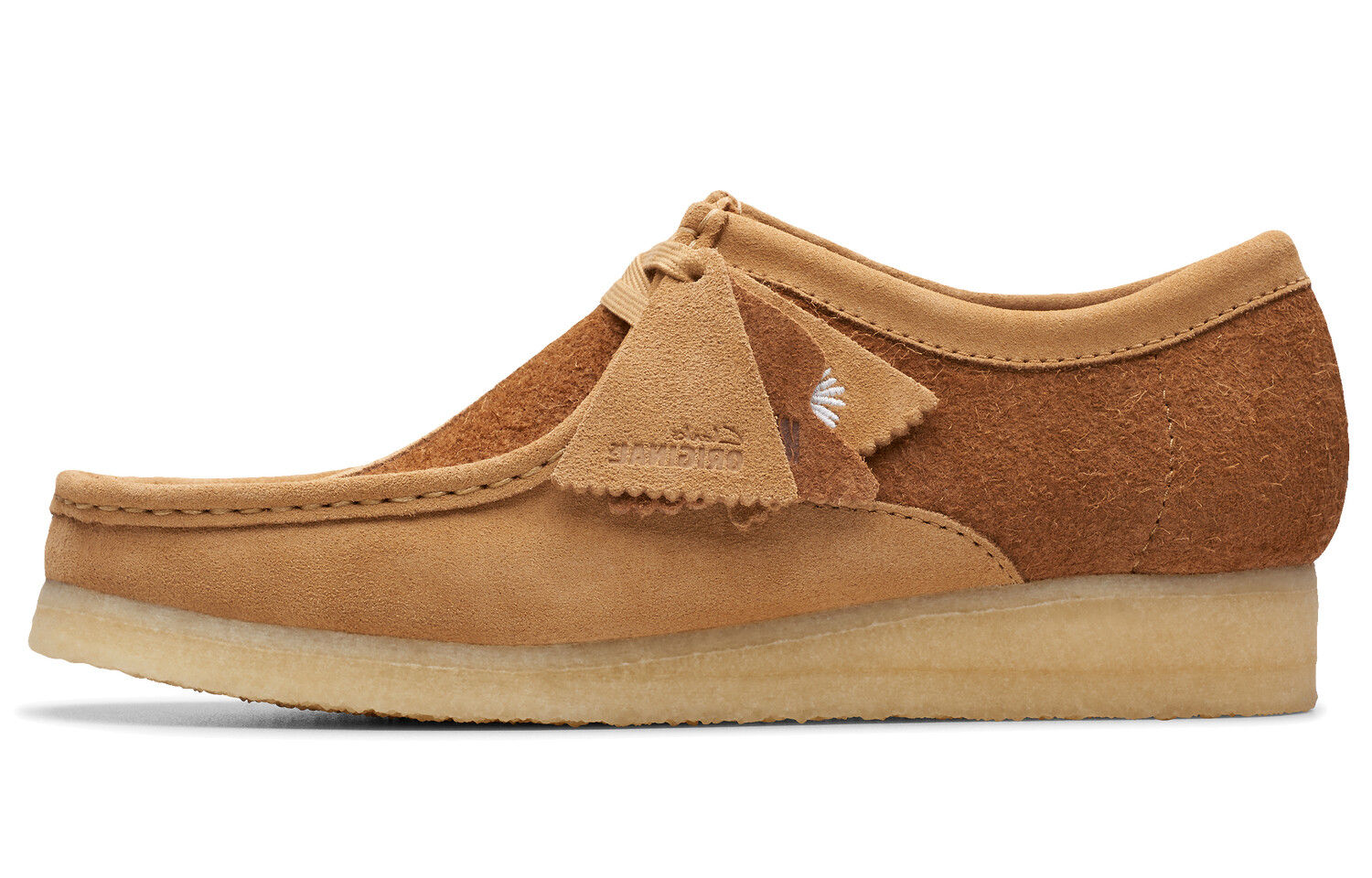 Оригинальные ботинки Wallabee, комбинированные, песчаник Clarks
Оригинальные ботинки Wallabee, комбинированные, песчаник Clarks