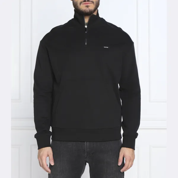 Толстовка комфортного кроя с молнией в четверть Calvin Klein, черный
Толстовка комфортного кроя с молнией в четверть Calvin Klein, черный