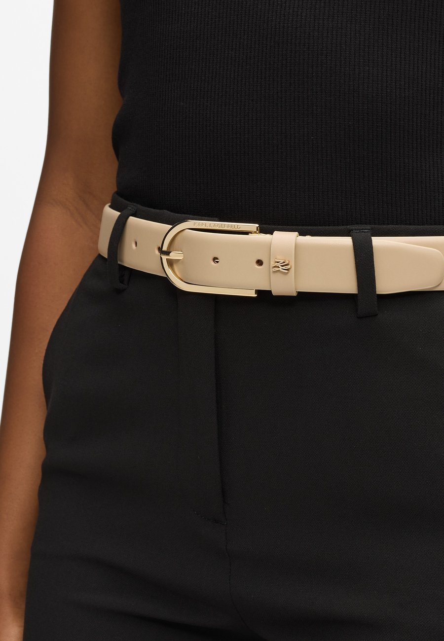 Ремень KARL LAGERFELD AUTOGRAPH ROUND BELT, Safari/Beige
Ремень KARL LAGERFELD AUTOGRAPH ROUND BELT, Safari/Beige