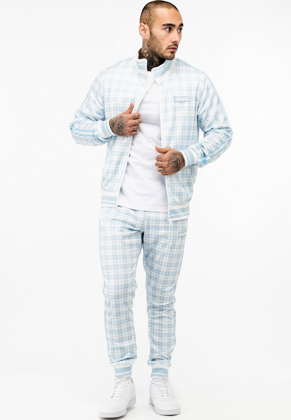 Спортивный костюм WITTON Lonsdale, цвет white blue
Спортивный костюм WITTON Lonsdale, цвет white blue