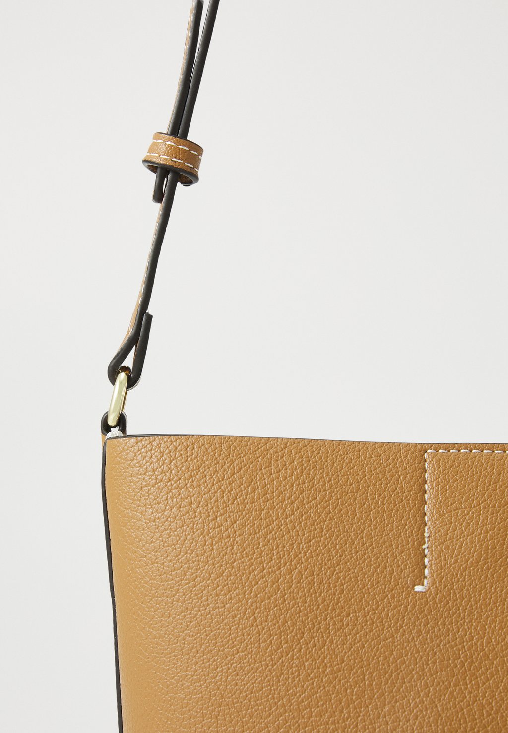 Сумка через плечо ALICE PARFOIS, коричневый
Сумка через плечо ALICE PARFOIS, коричневый