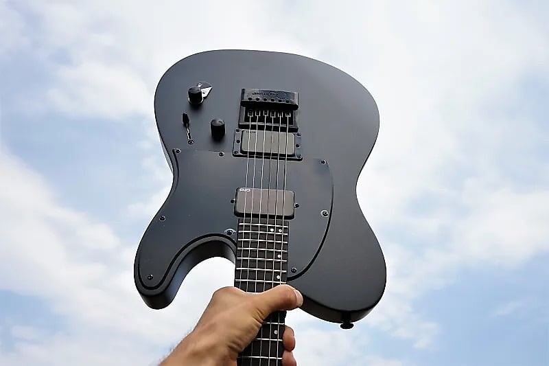 Электрогитара ESP LTD TE-1000 Evertune - Charcoal Metallic Satin 6-String Electric Guitar
Электрогитара ESP LTD TE-1000 Evertune - Charcoal Metallic Satin 6-String Electric Guitar