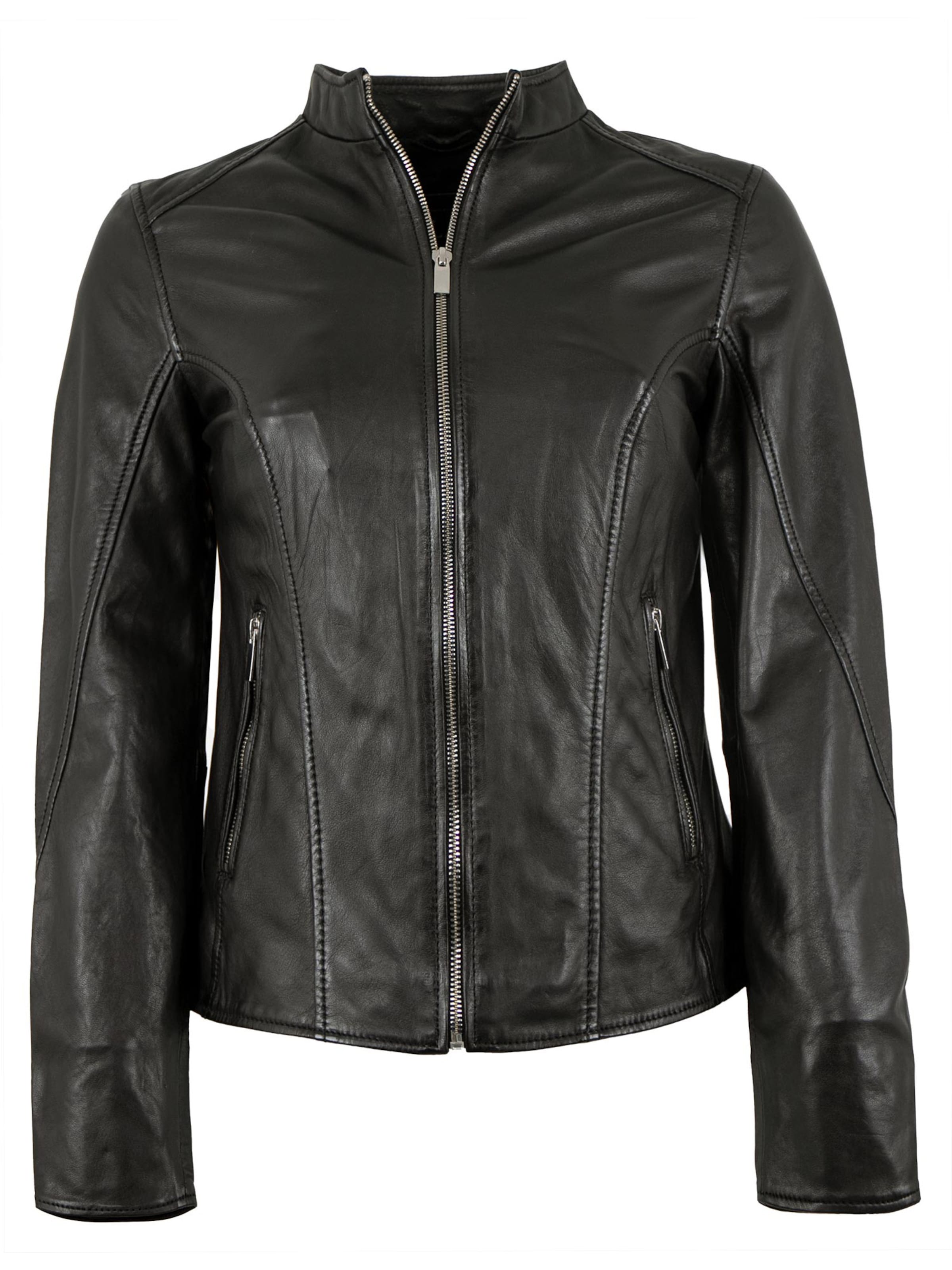 Jilani Куртка межсезонная 'Fulya' в черном цвете
Jilani Куртка межсезонная 'Fulya' в черном цвете