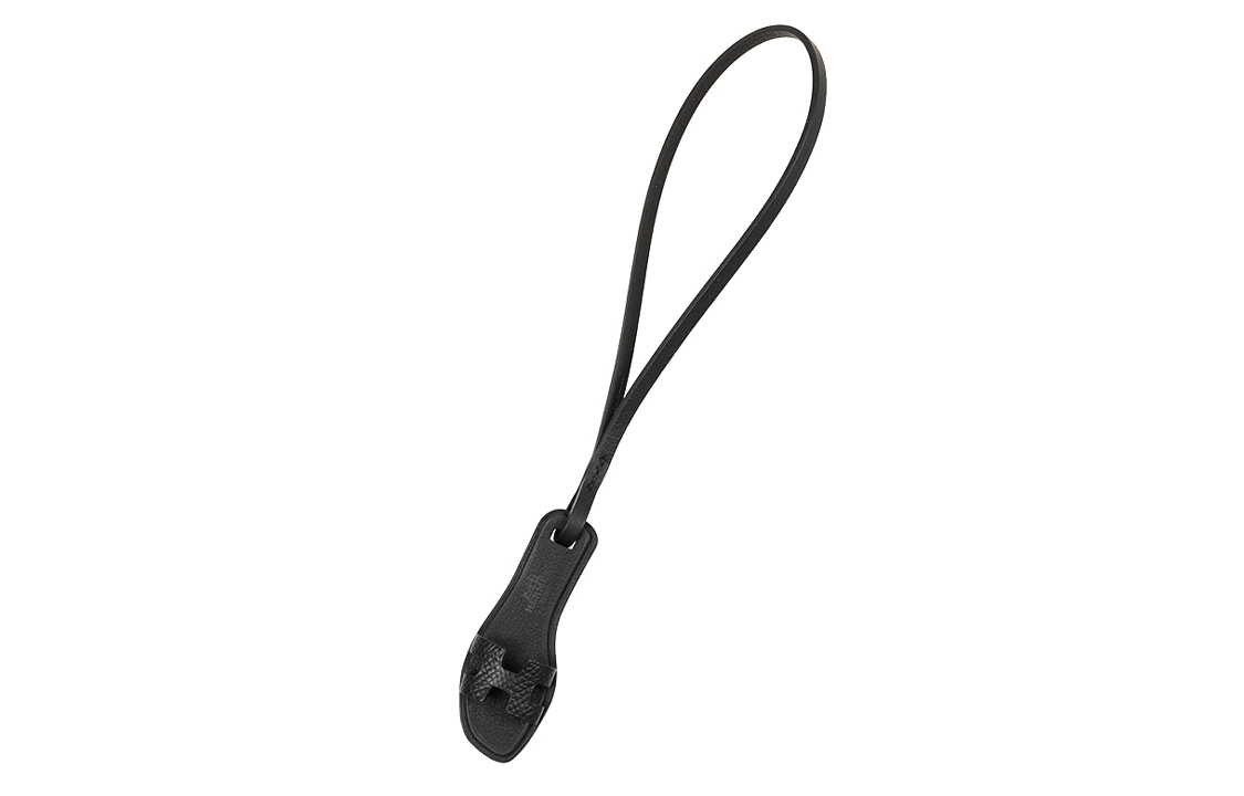 Hermes Подвеска Oran Nano, унисекс, черный
Hermes Подвеска Oran Nano, унисекс, черный
