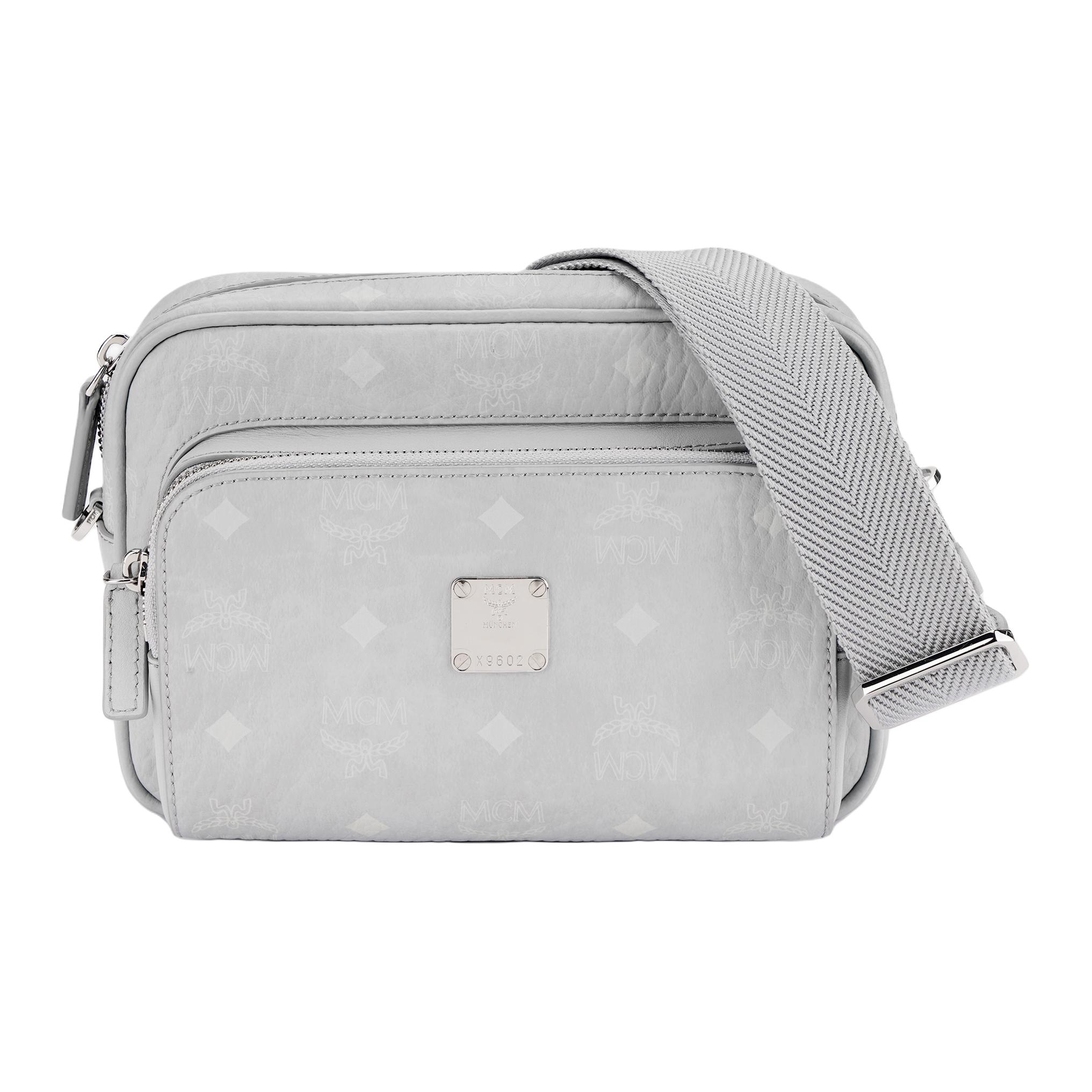 MCM Сумка через плечо Aren Visetos с отделкой из кожи наппа малого размера для женщин серого цвета
MCM Сумка через плечо Aren Visetos с отделкой из кожи наппа малого размера для женщин серого цвета