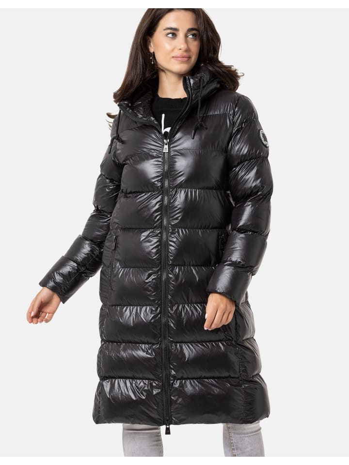 Пуховик Cipo & Baxx, черный
Пуховик Cipo & Baxx, черный