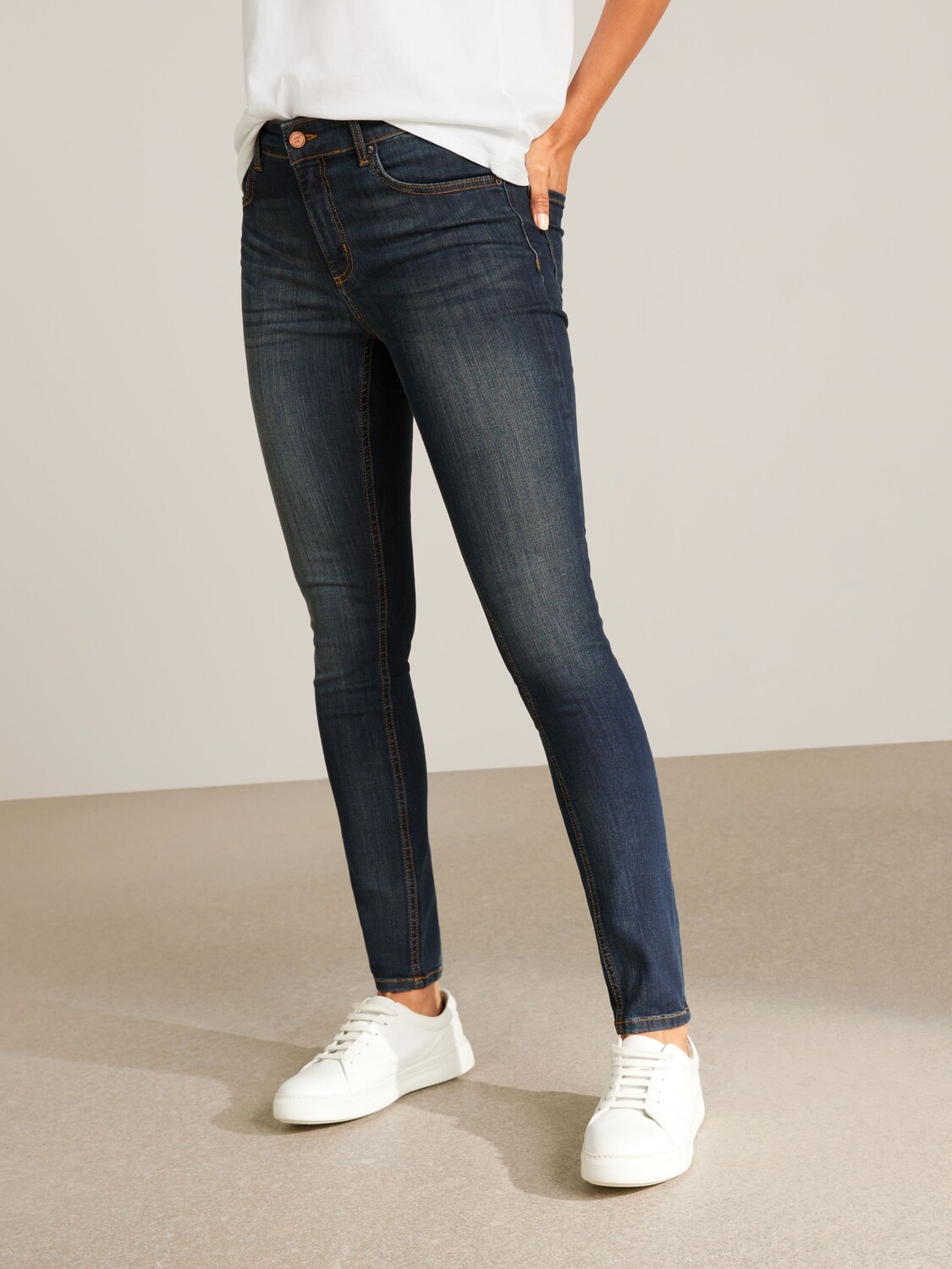 Джинсы скинни AND/OR Abbot Kinney, синий цвет Deja
Джинсы скинни AND/OR Abbot Kinney, синий цвет Deja