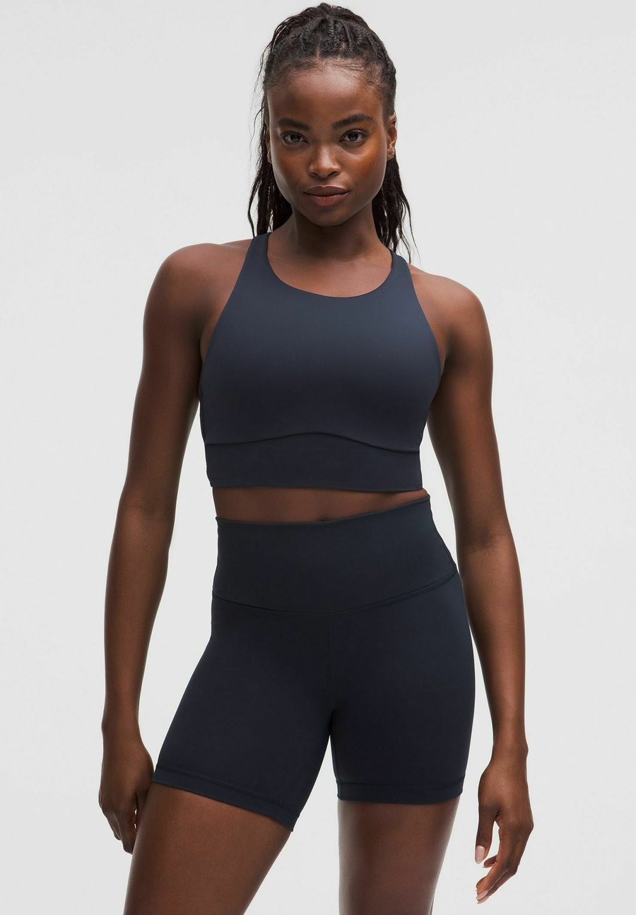 Бюстгальтер lululemon ENERGY HIGH-NECK LONGLINE EVOLVE, True Navy/Dark Blue
Бюстгальтер lululemon ENERGY HIGH-NECK LONGLINE EVOLVE, True Navy/Dark Blue