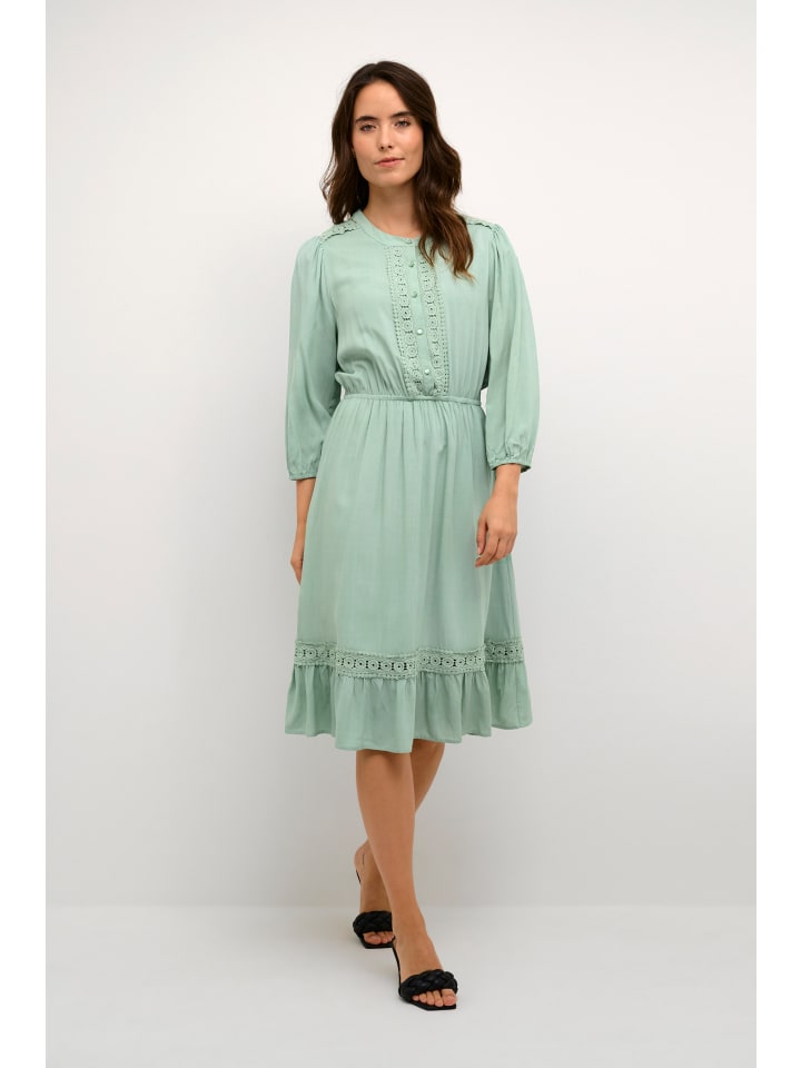 Платье до колена Kaffe
Платье до колена Kaffe