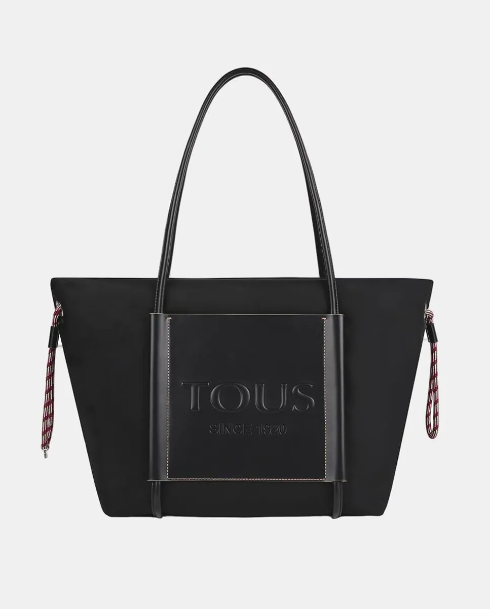 Сумка большая с застёжкой-молнией и длинной ручкой Tous, черный
Сумка большая с застёжкой-молнией и длинной ручкой Tous, черный