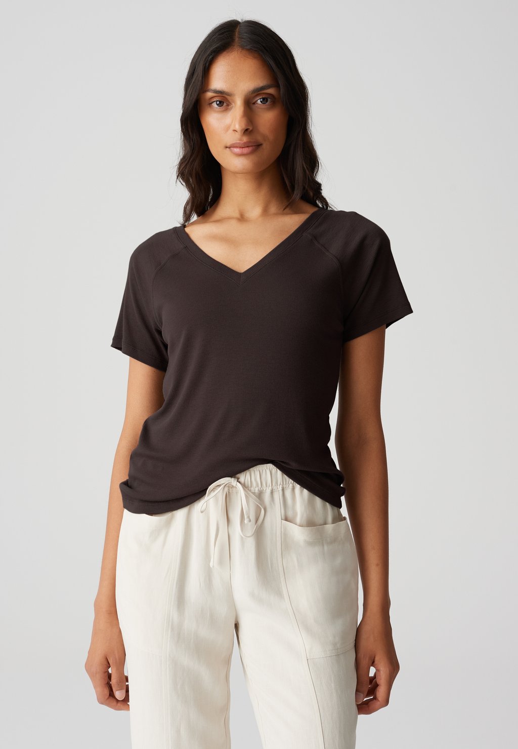 Базовая футболка SLIM FIT RIB OPUS, коричневый
Базовая футболка SLIM FIT RIB OPUS, коричневый