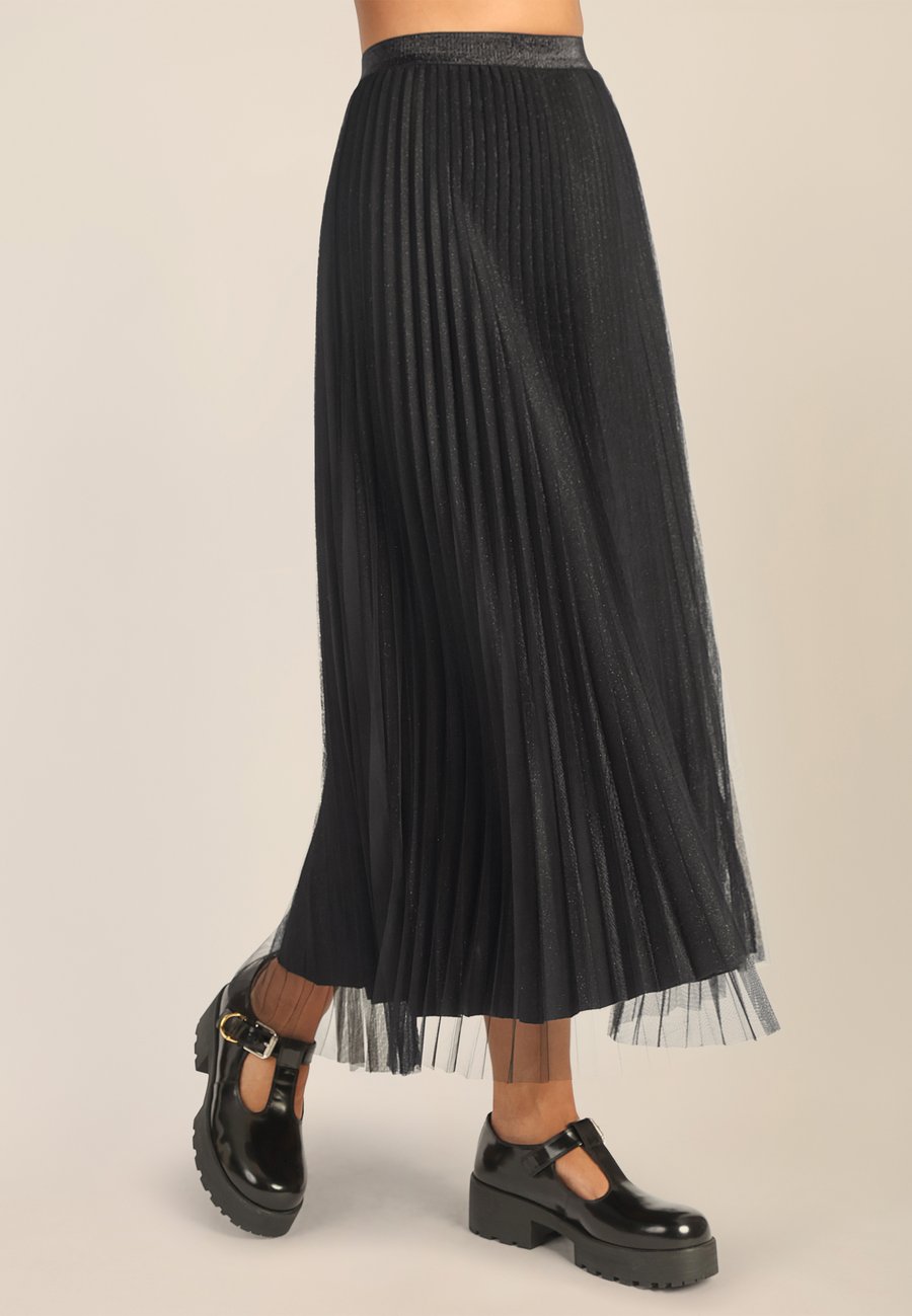 Юбка Apart Pleated skirt, Schwarz Glitzer/Black
Юбка Apart Pleated skirt, Schwarz Glitzer/Black