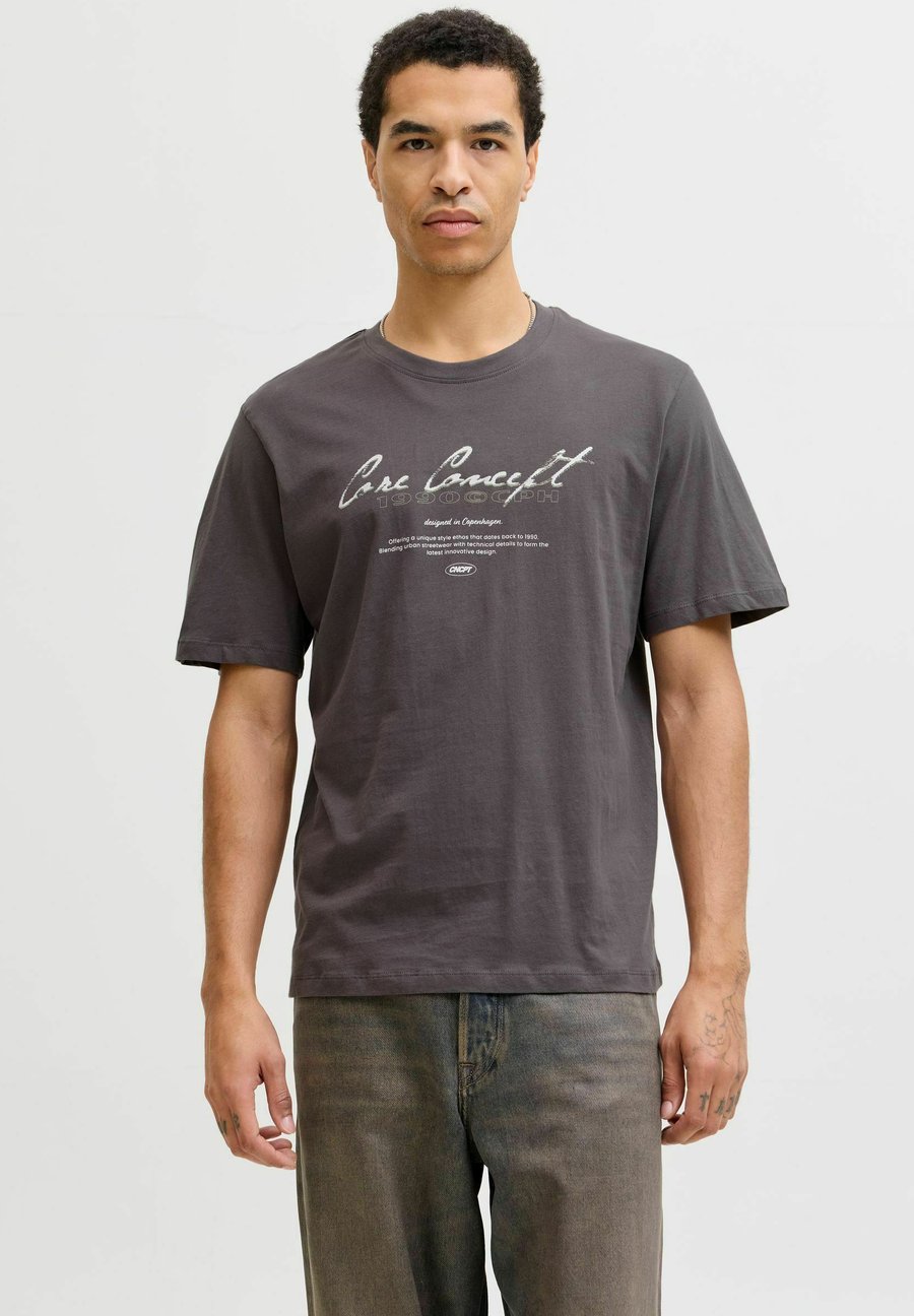 Футболка Jack & Jones Print T-shirt, Pavement/Purple, Фиолетовый, Футболка Jack & Jones Print T-shirt, Pavement/Purple
Футболка Jack & Jones Print T-shirt, Pavement/Purple, Фиолетовый, Футболка Jack & Jones Print T-shirt, Pavement/Purple