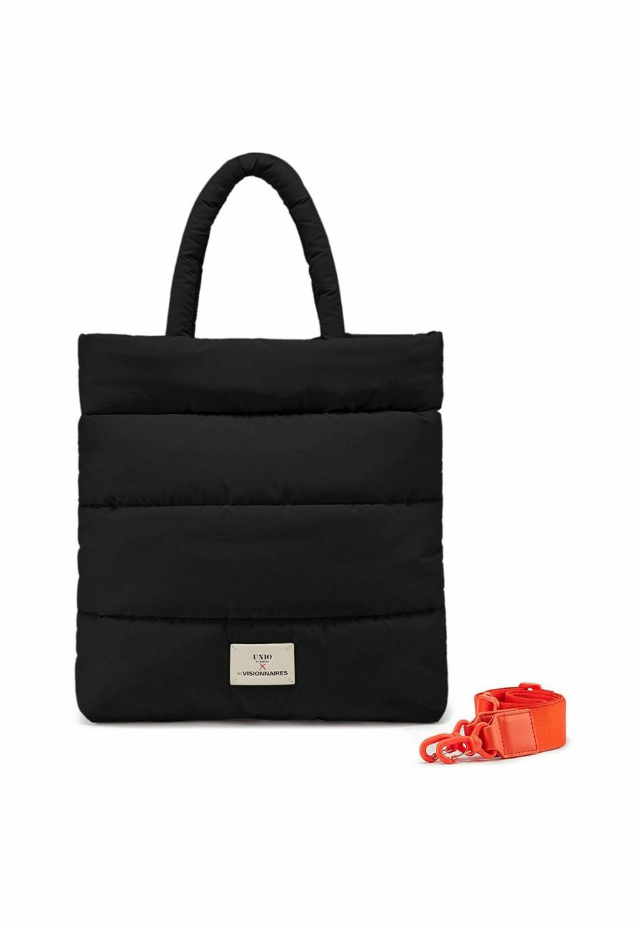 Сумка-шоппер Les Visionnaires UNIO SHOPPER , Black /Metallic Black
Сумка-шоппер Les Visionnaires UNIO SHOPPER , Black /Metallic Black