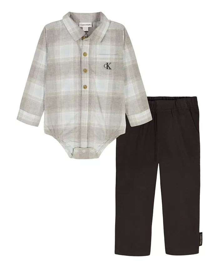 Детский комплект для мальчиков: боди и штанишки Calvin Klein, мультиколор
Детский комплект для мальчиков: боди и штанишки Calvin Klein, мультиколор