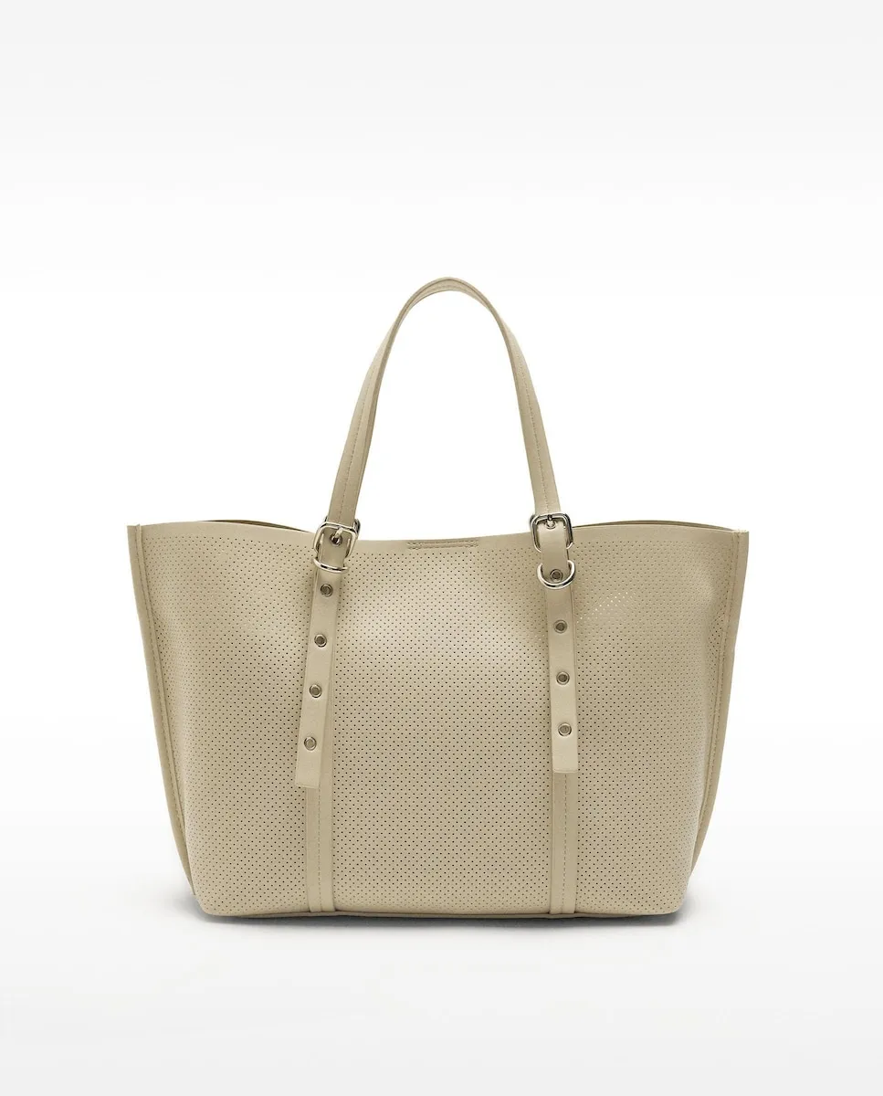 Сумка-тоут многофункциональная с перфорацией и магнитной застежкой, со съемным косметичком Parfois, бежевый
Сумка-тоут многофункциональная с перфорацией и магнитной застежкой, со съемным косметичком Parfois, бежевый