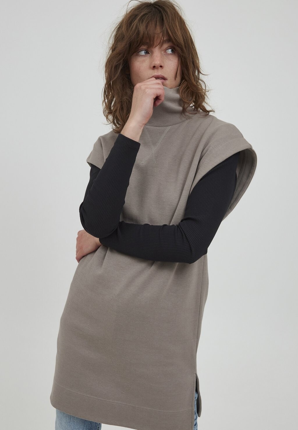 Базовая футболка IHJICINTA SW WA ICHI, цвет driftwood
Базовая футболка IHJICINTA SW WA ICHI, цвет driftwood