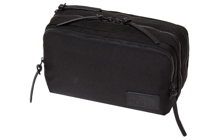 THE NORTH FACE Нейлоновая клатч унисекс черная 
THE NORTH FACE Нейлоновая клатч унисекс черная