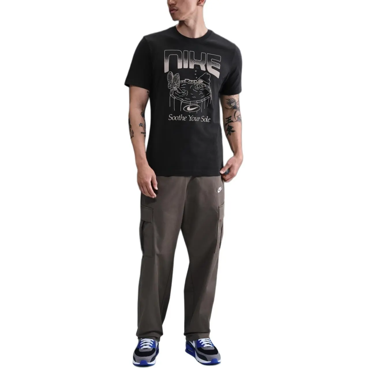 Спортивная футболка Nike, черный
Спортивная футболка Nike, черный