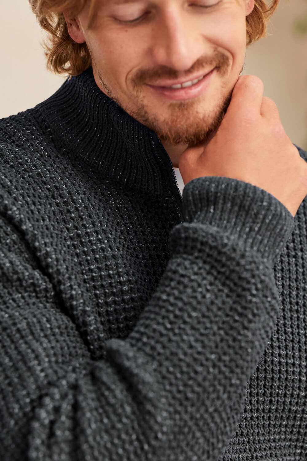 Свитер из синели косой вязки Next, серый
Свитер из синели косой вязки Next, серый