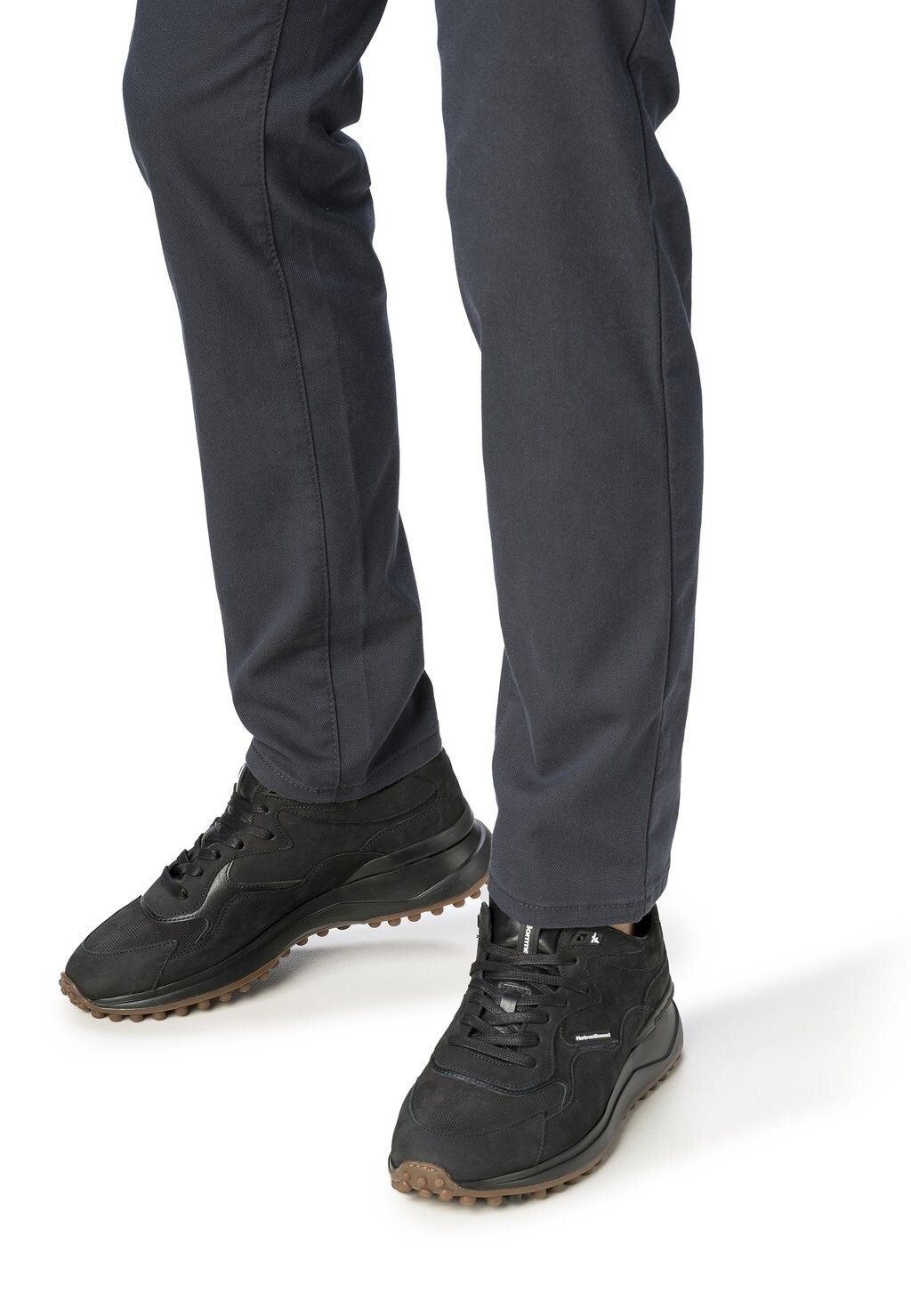 Низкие кроссовки Noppi Floris van Bommel, черный
Низкие кроссовки Noppi Floris van Bommel, черный