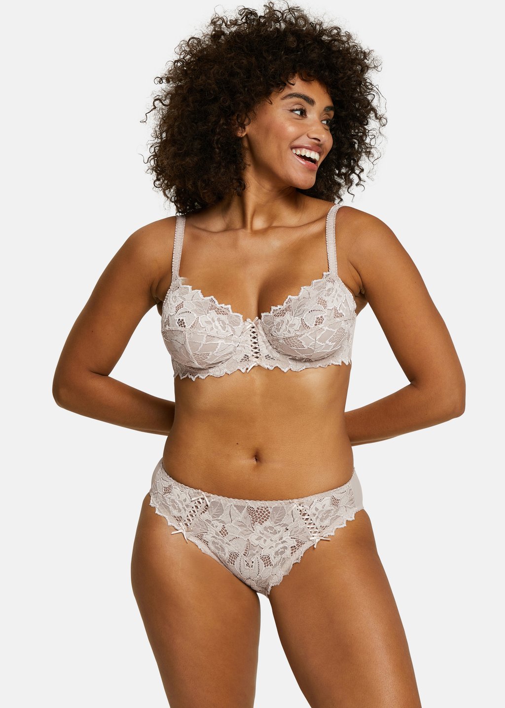 Трусы ARUM Sans Complexe, бежевый
Трусы ARUM Sans Complexe, бежевый