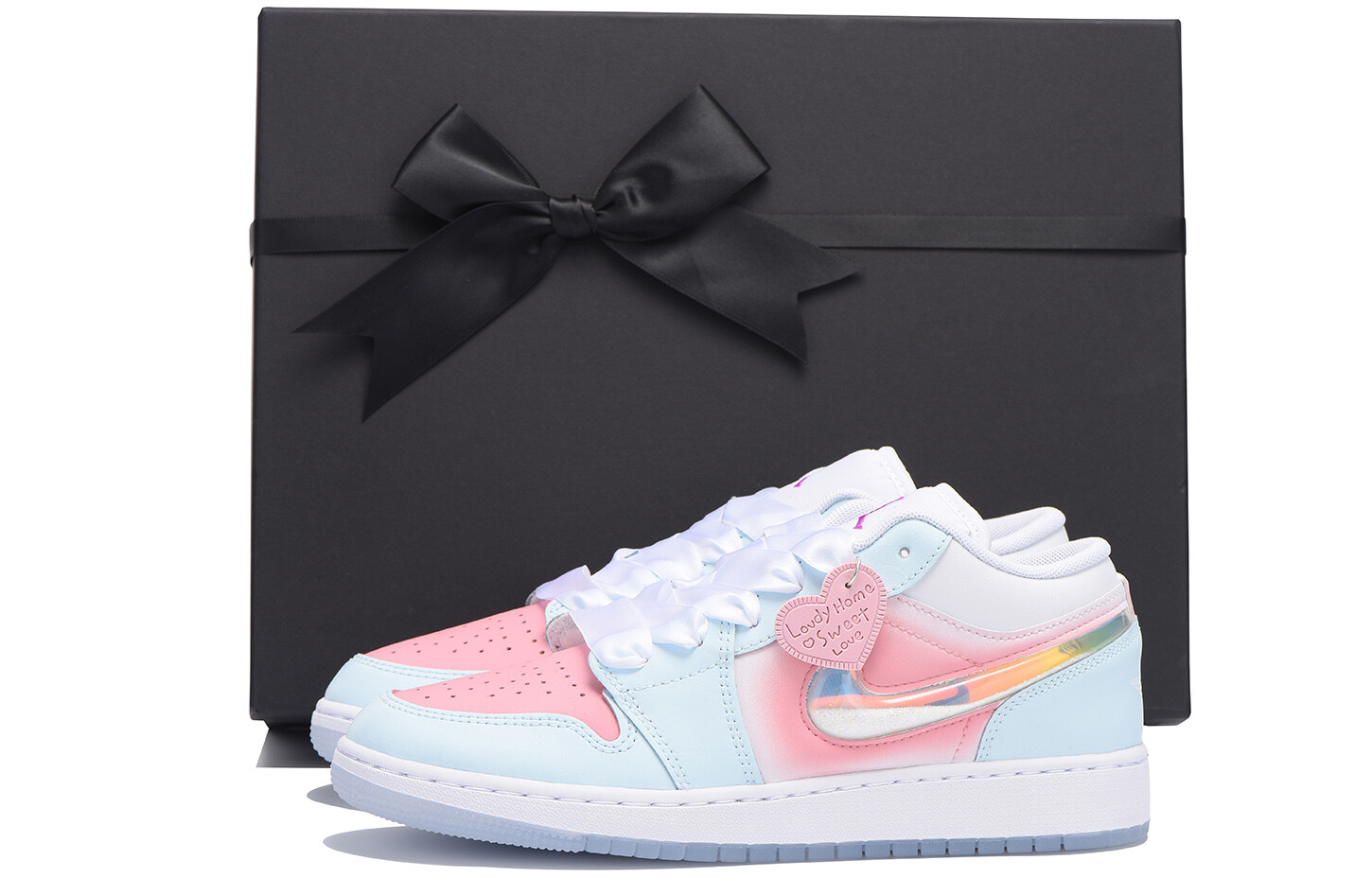 Кроссовки Air Jordan 1 Vintage Basketball Shoes Women's Low-top Blue/pink/white, розовый
Кроссовки Air Jordan 1 Vintage Basketball Shoes Women's Low-top Blue/pink/white, розовый