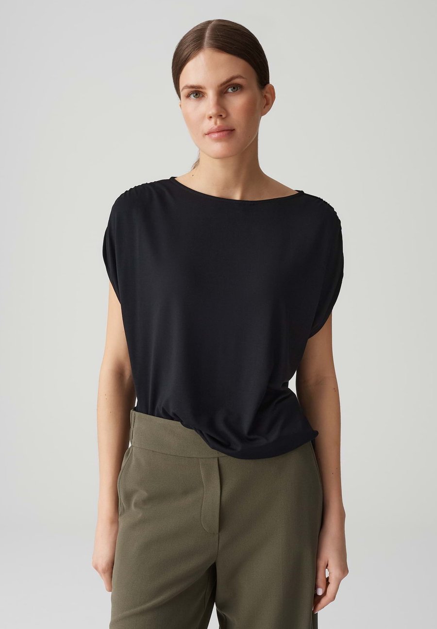 Блуза OPUS REGULAR FIT, Black
Блуза OPUS REGULAR FIT, Black