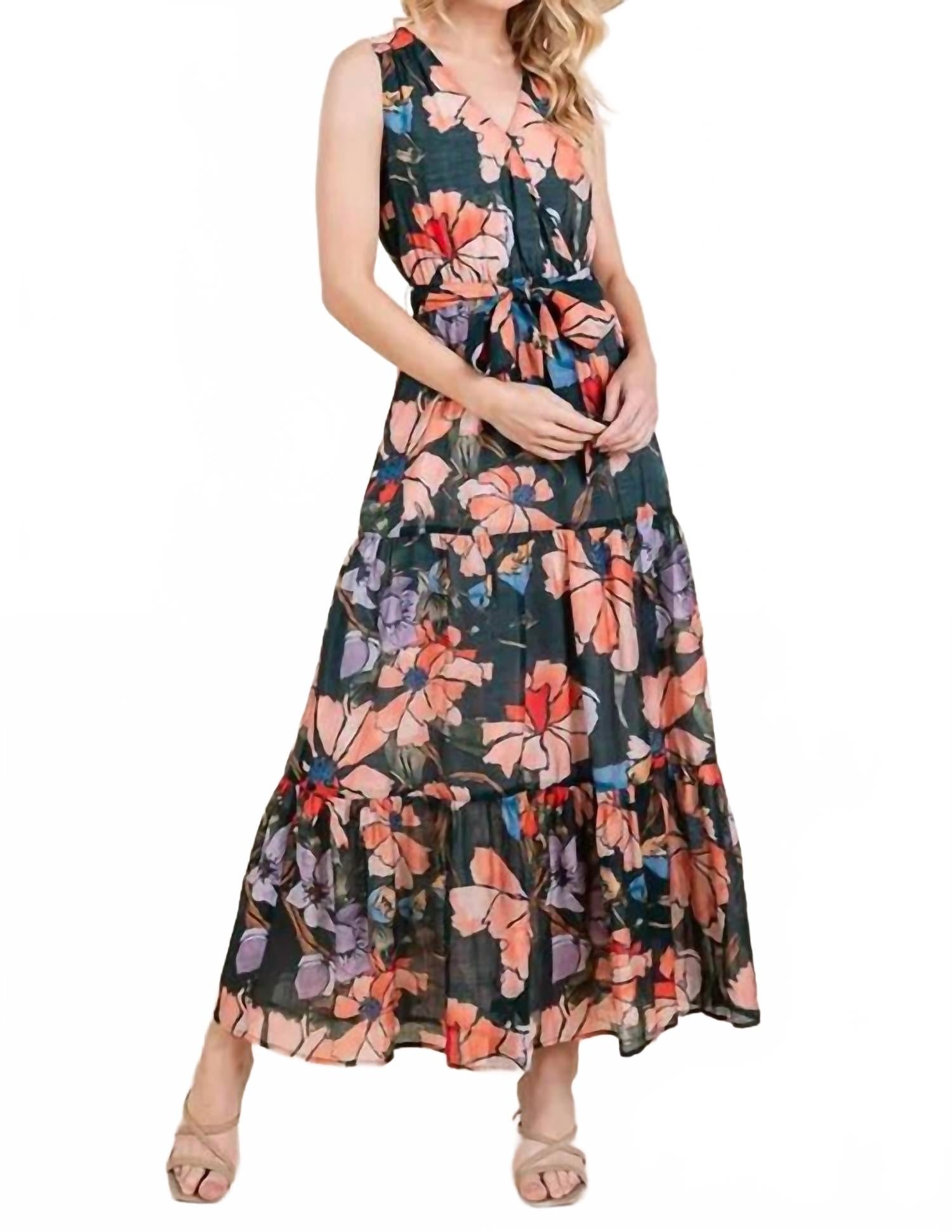 Lime N Chili Макси-платье без рукавов с цветочным принтом и поясом на талии, разноцветное
Lime N Chili Макси-платье без рукавов с цветочным принтом и поясом на талии, разноцветное