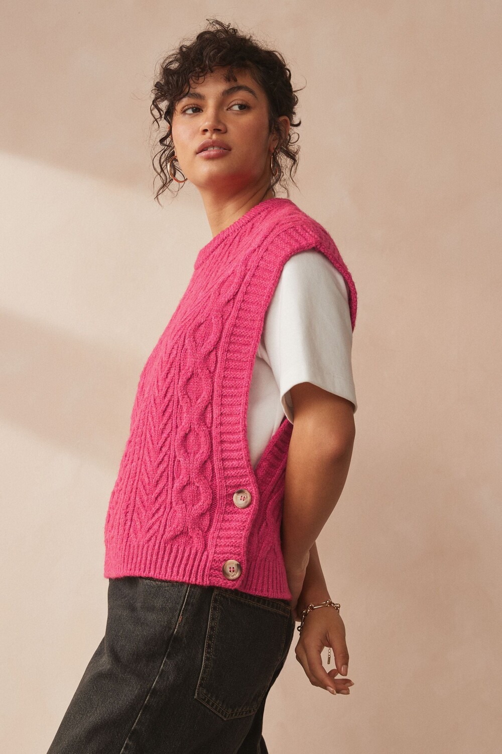 Топ с пуговицами по бокам, вязаный косами Next, розовый
Топ с пуговицами по бокам, вязаный косами Next, розовый