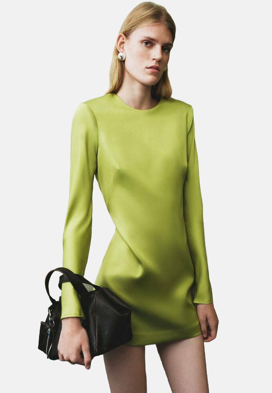 Платье Mango OPEN-BACK EFFECT, Green
Платье Mango OPEN-BACK EFFECT, Green