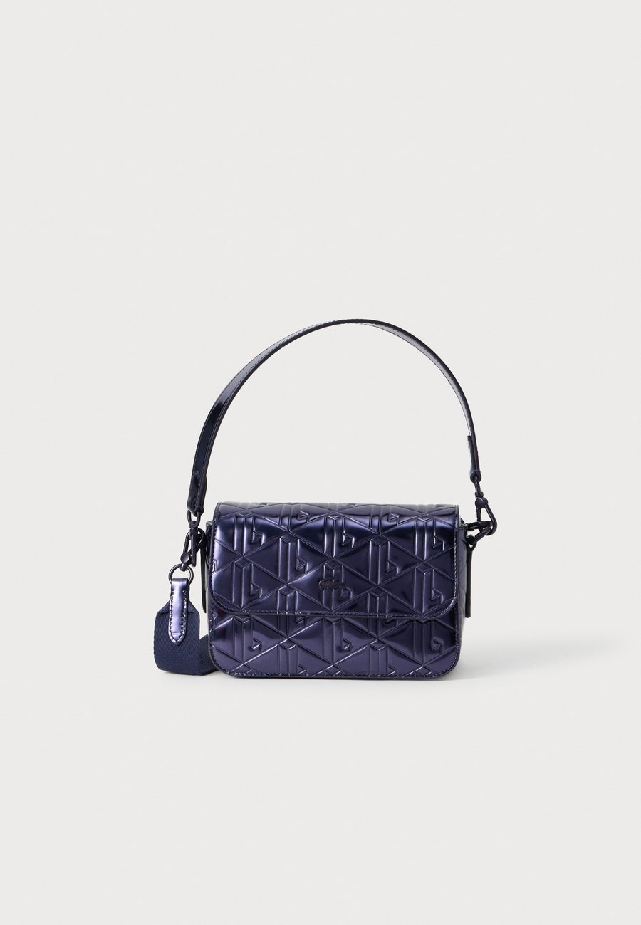 Сумка кросс-боди Lacoste CROSSOVER BAG, Dark Blue
Сумка кросс-боди Lacoste CROSSOVER BAG, Dark Blue