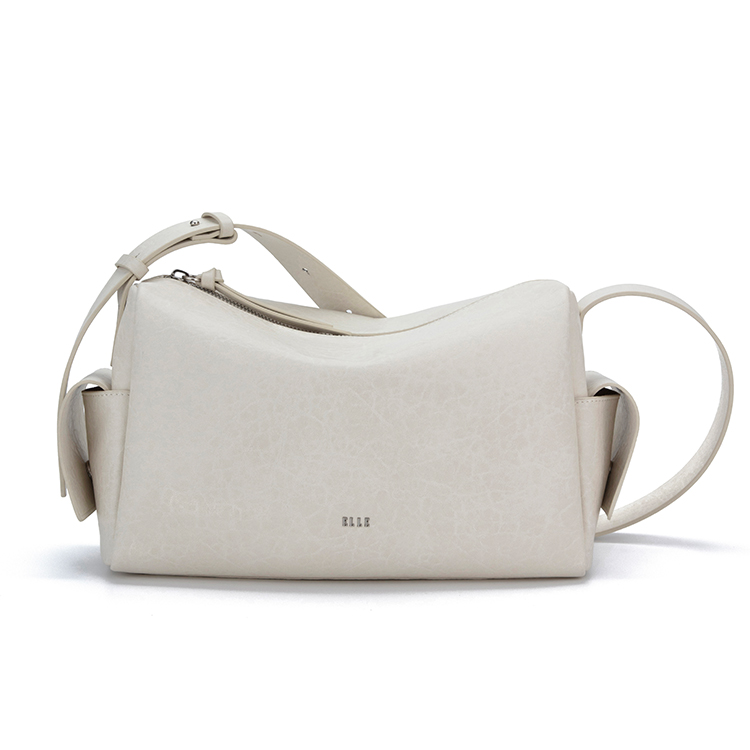 ELLE Синтетическая кожаная сумка через плечо Regular Women's Black/White
ELLE Синтетическая кожаная сумка через плечо Regular Women's Black/White