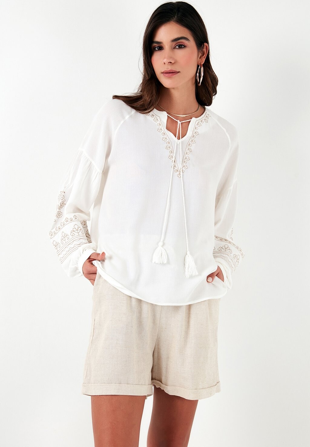 Блузка LELA, кремовый
Блузка LELA, кремовый