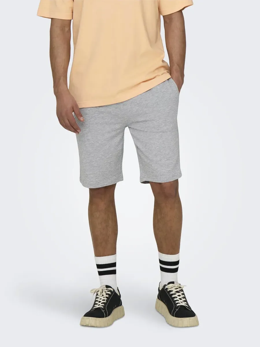 Спортивные шорты ONLY & SONS "ONSNEIL SWEAT SHORTS", однотонные, серый
Спортивные шорты ONLY & SONS "ONSNEIL SWEAT SHORTS", однотонные, серый