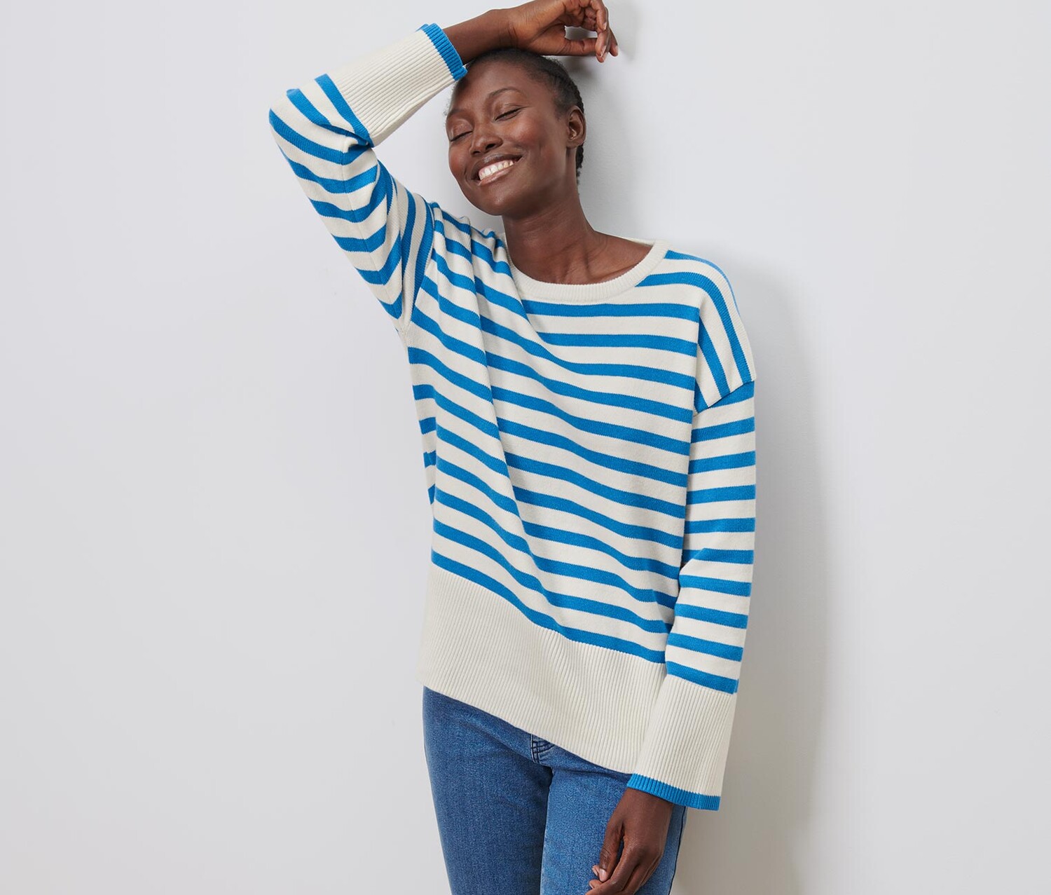 Полосатый вязаный свитер Tchibo
Полосатый вязаный свитер Tchibo