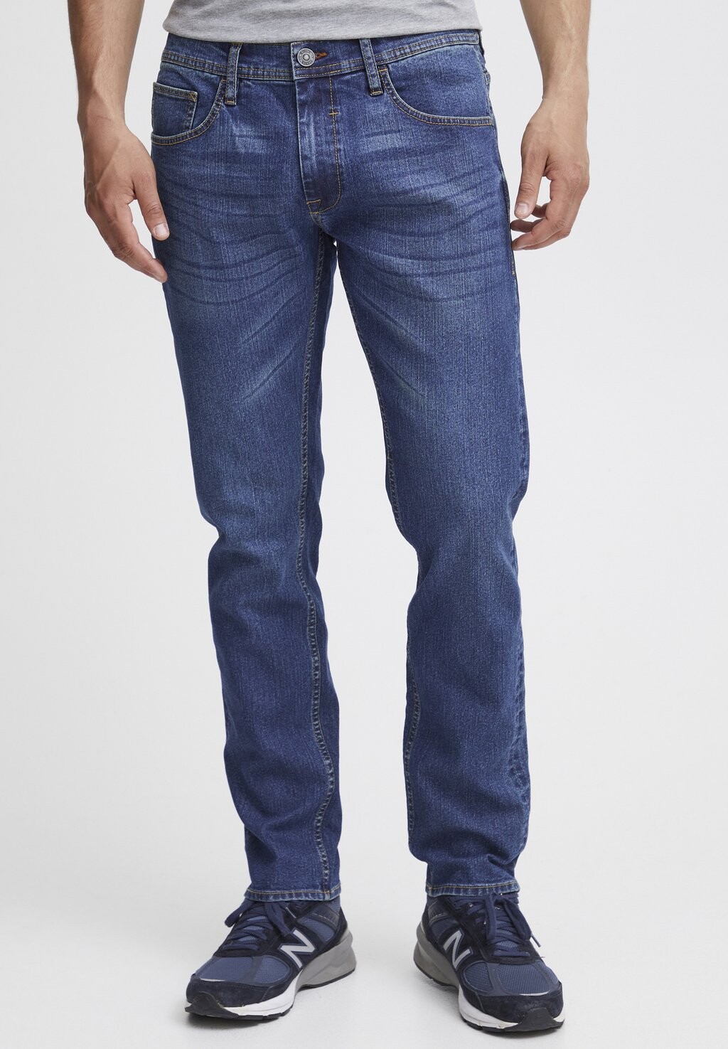 Джинсы приталенного кроя BHTWISTER FIT Blend, синий деним
Джинсы приталенного кроя BHTWISTER FIT Blend, синий деним