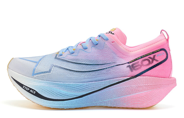 Кроссовки для бега Racing 160X 5.0 PRO женские с низким верхом флуоресцентные розовые/синие Xtep
Кроссовки для бега Racing 160X 5.0 PRO женские с низким верхом флуоресцентные розовые/синие Xtep