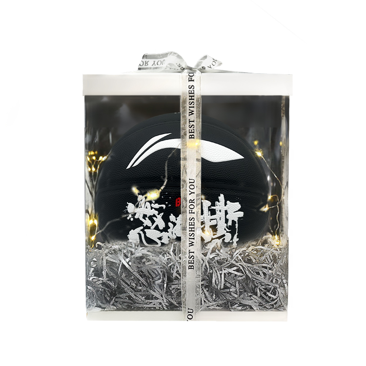 LINING Баскетбольный мяч PU черно-белый размер 7 тренировочный унисекс
LINING Баскетбольный мяч PU черно-белый размер 7 тренировочный унисекс