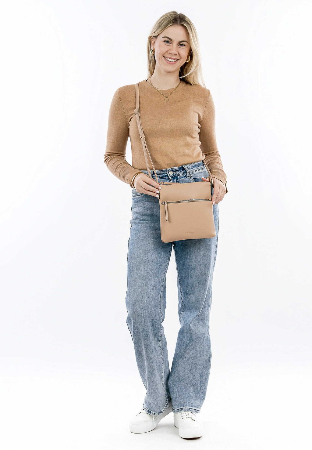 Сумка через плечо UMHÄNGE EMMA Emily & Noah, бежевый
Сумка через плечо UMHÄNGE EMMA Emily & Noah, бежевый