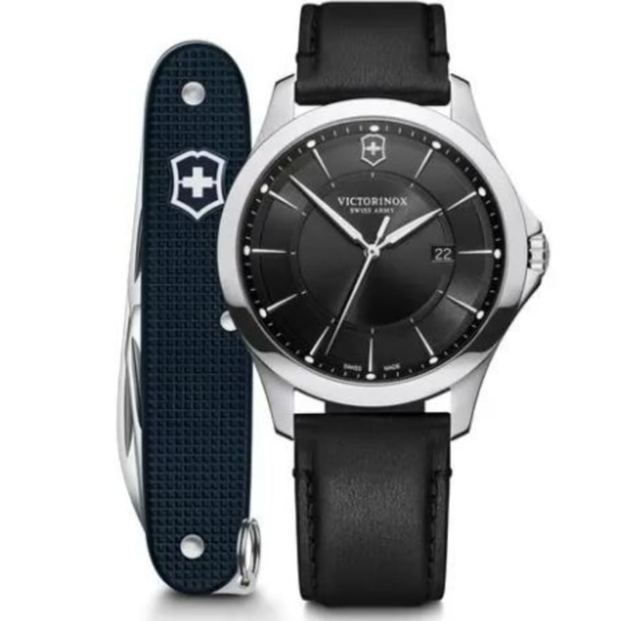 Victorinox Swiss Army Alliance кварцевые мужские часы с черным циферблатом и кожаным ремешком 241904.1 
Victorinox Swiss Army Alliance кварцевые мужские часы с черным циферблатом и кожаным ремешком 241904.1