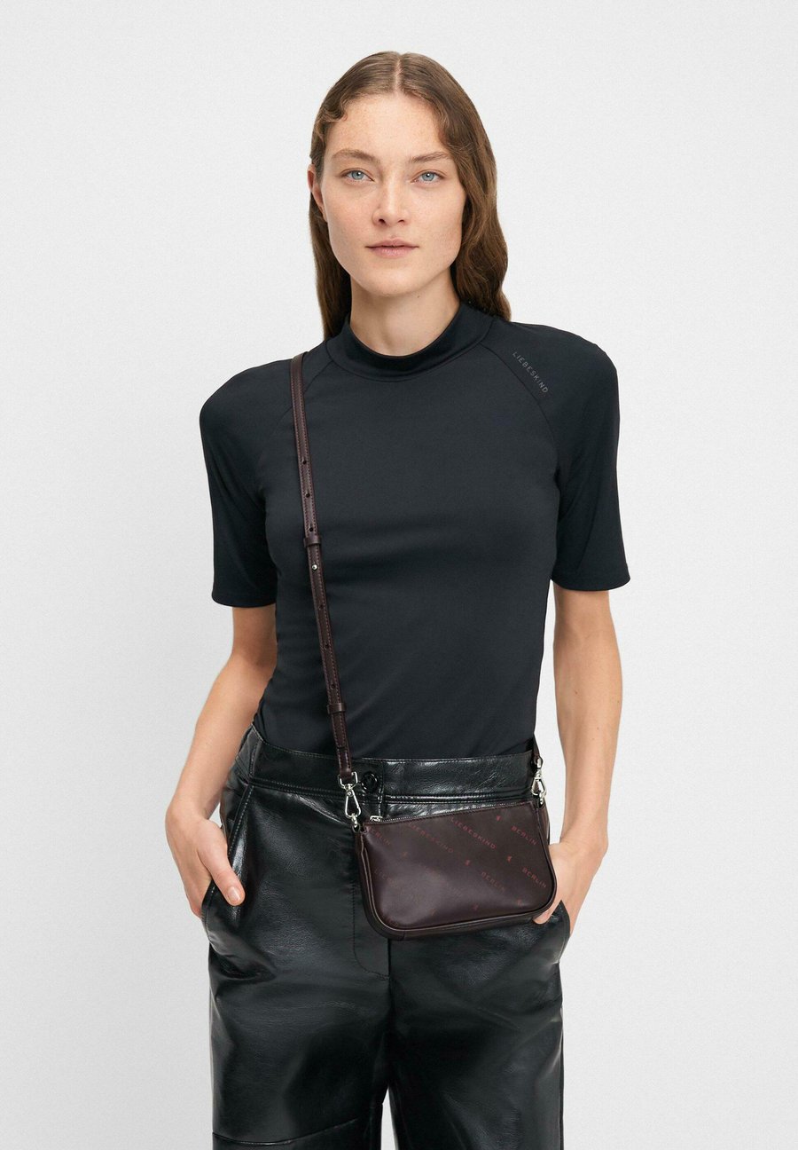 Сумка Liebeskind Berlin Handbag, Bordeaux
Сумка Liebeskind Berlin Handbag, Bordeaux