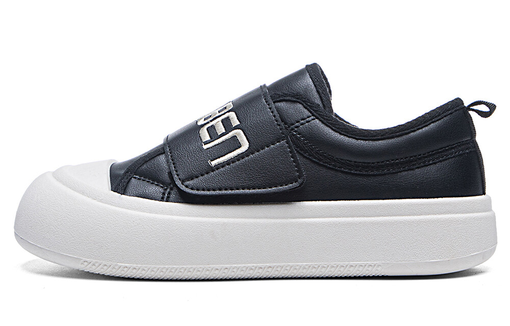 Кеды, скейтборд обувь женская низкая черный/белый Renben
Кеды, скейтборд обувь женская низкая черный/белый Renben