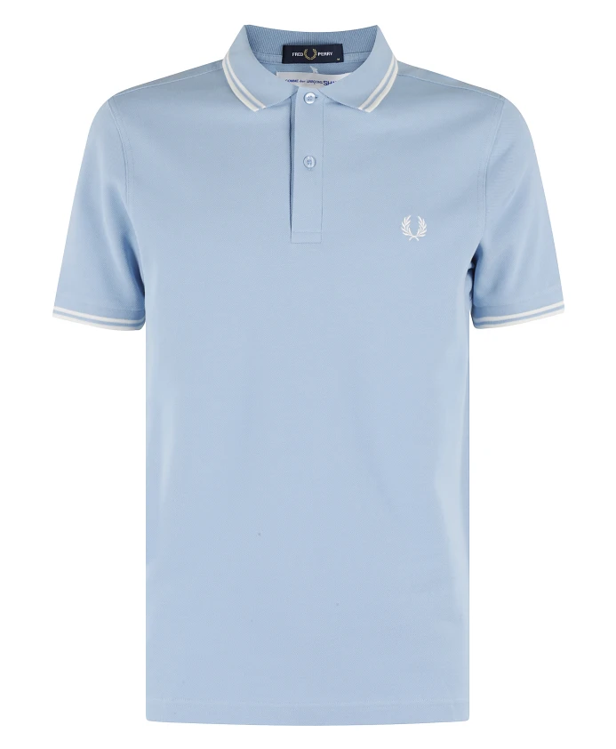 Голубая рубашка-поло с надписью Comme Des Garã§Ons, синий
Голубая рубашка-поло с надписью Comme Des Garã§Ons, синий