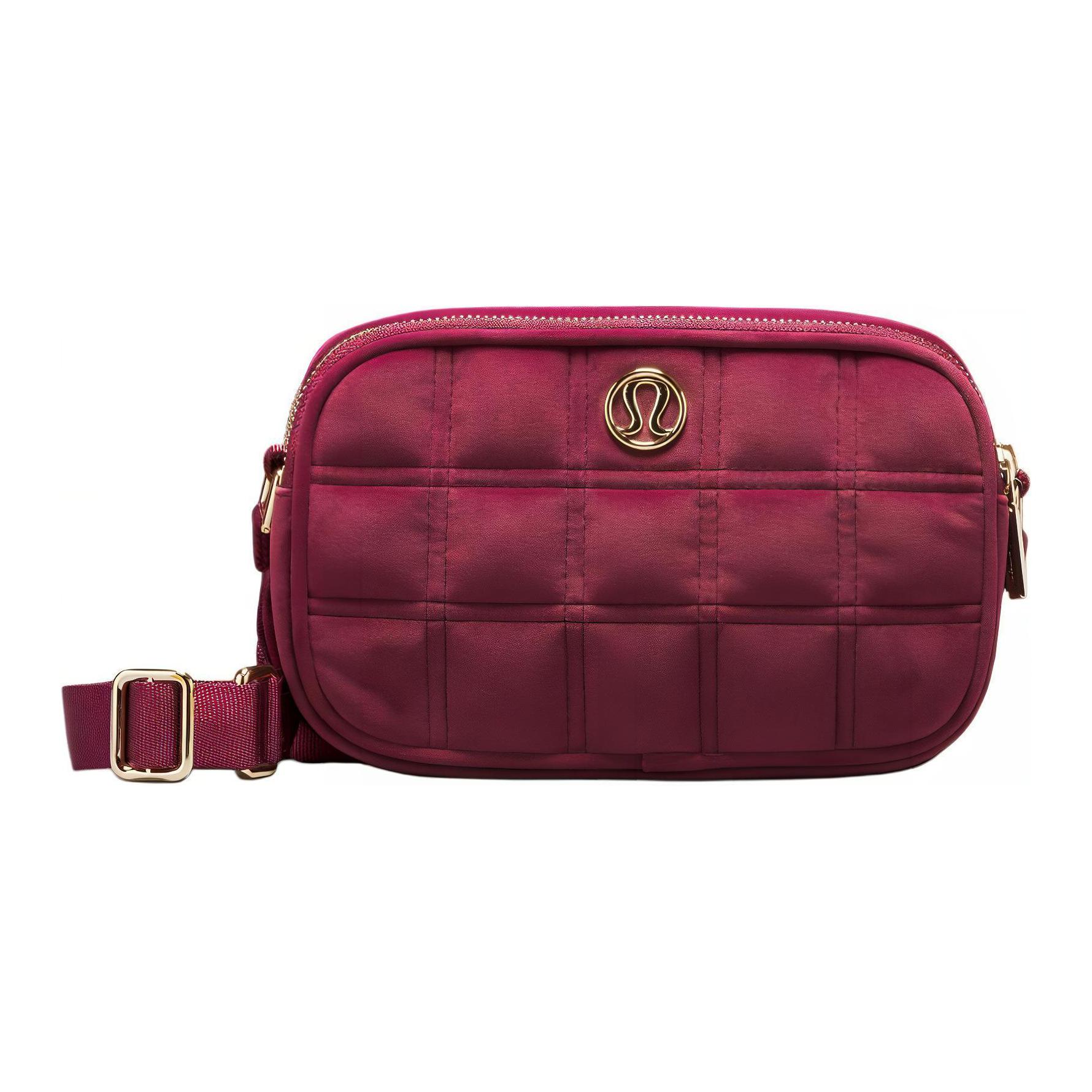 Lululemon Флисовая сумка для фотоаппарата через плечо женская бордовая, Burgundy
Lululemon Флисовая сумка для фотоаппарата через плечо женская бордовая, Burgundy