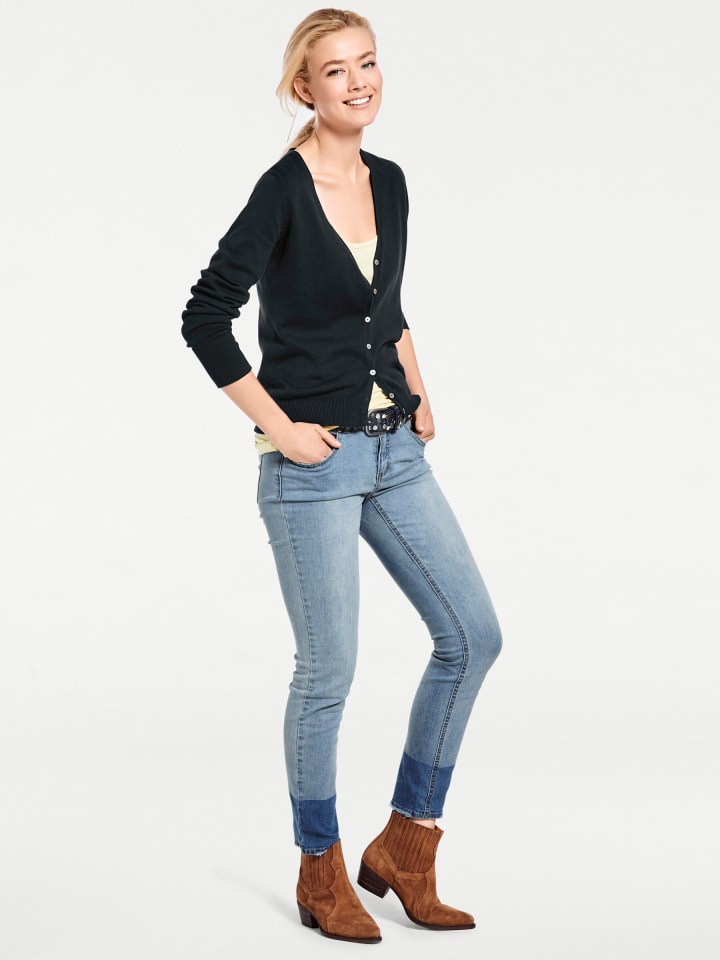 Кардиган тонкой вязки черного цвета Heine
Кардиган тонкой вязки черного цвета Heine